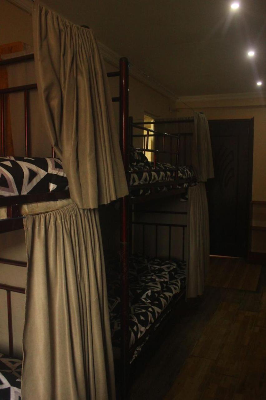 Everyday Cat Hostel Batumi Luaran gambar